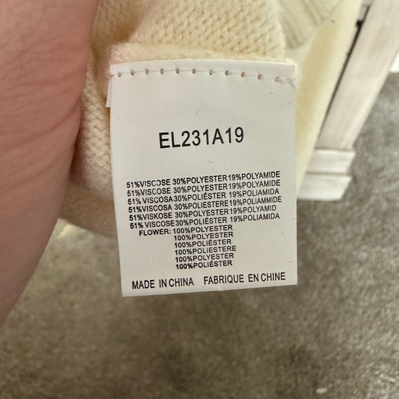 Lili Sedonia-Molly Bracken Sweater - Picture 5 of 6